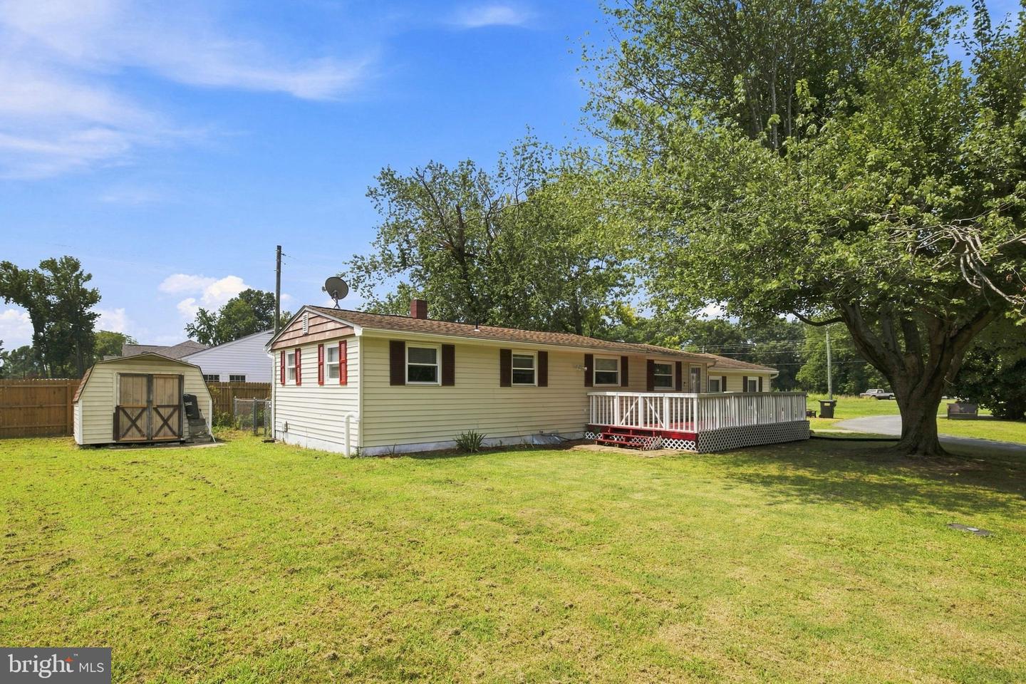 153 Richmond Rd Property Photo 3