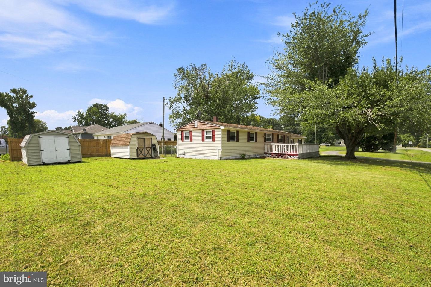 153 Richmond Rd Property Photo 6