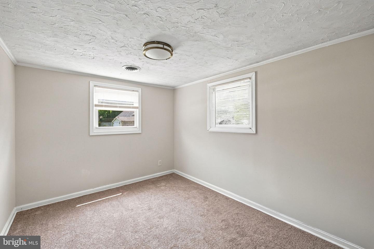 153 Richmond Rd Property Photo 27