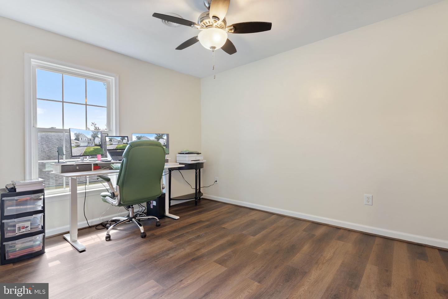 22 2nd Property Photo 16