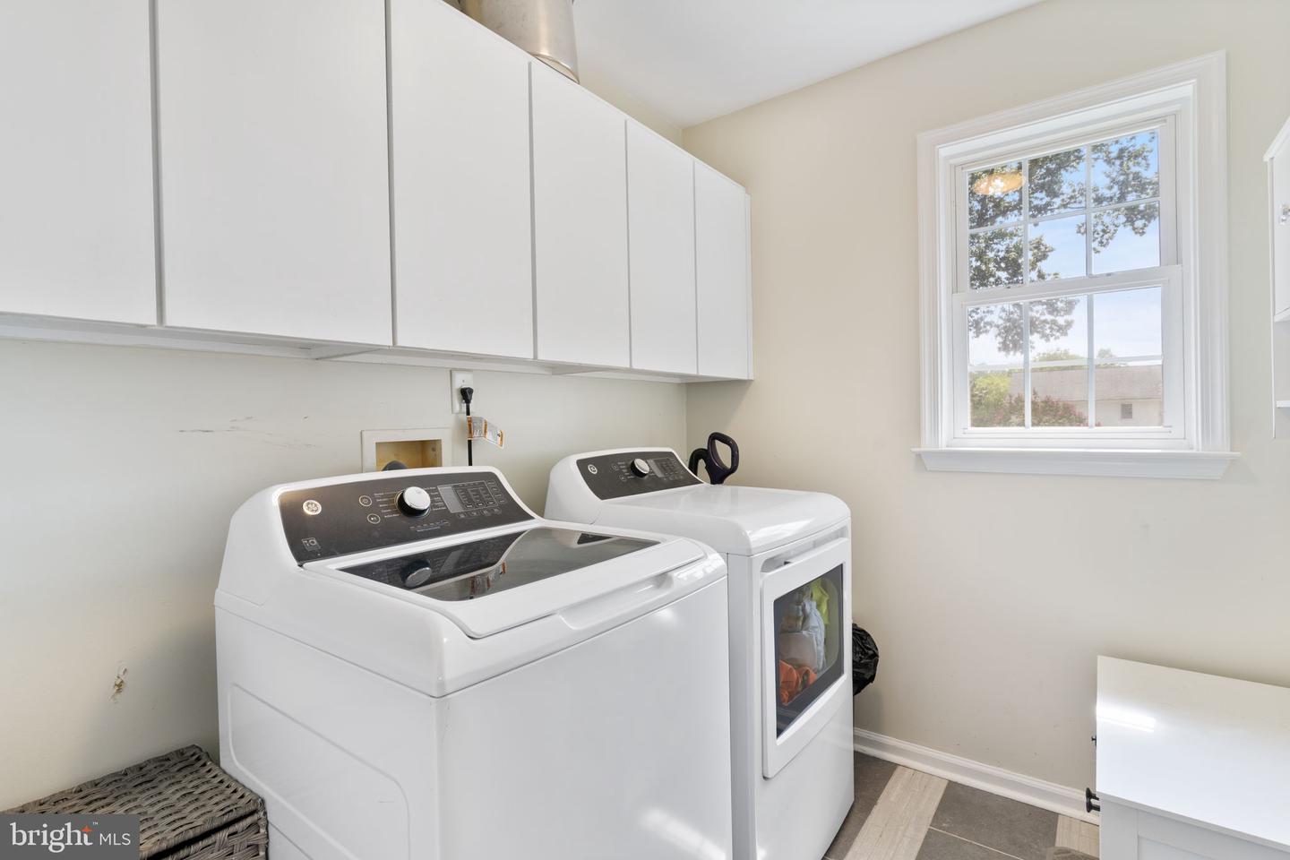 22 2nd Property Photo 23