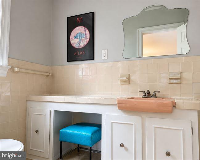 VAWE2012056 Property Photo 12