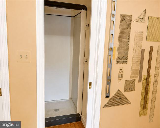 VAWE2012056 Property Photo 14