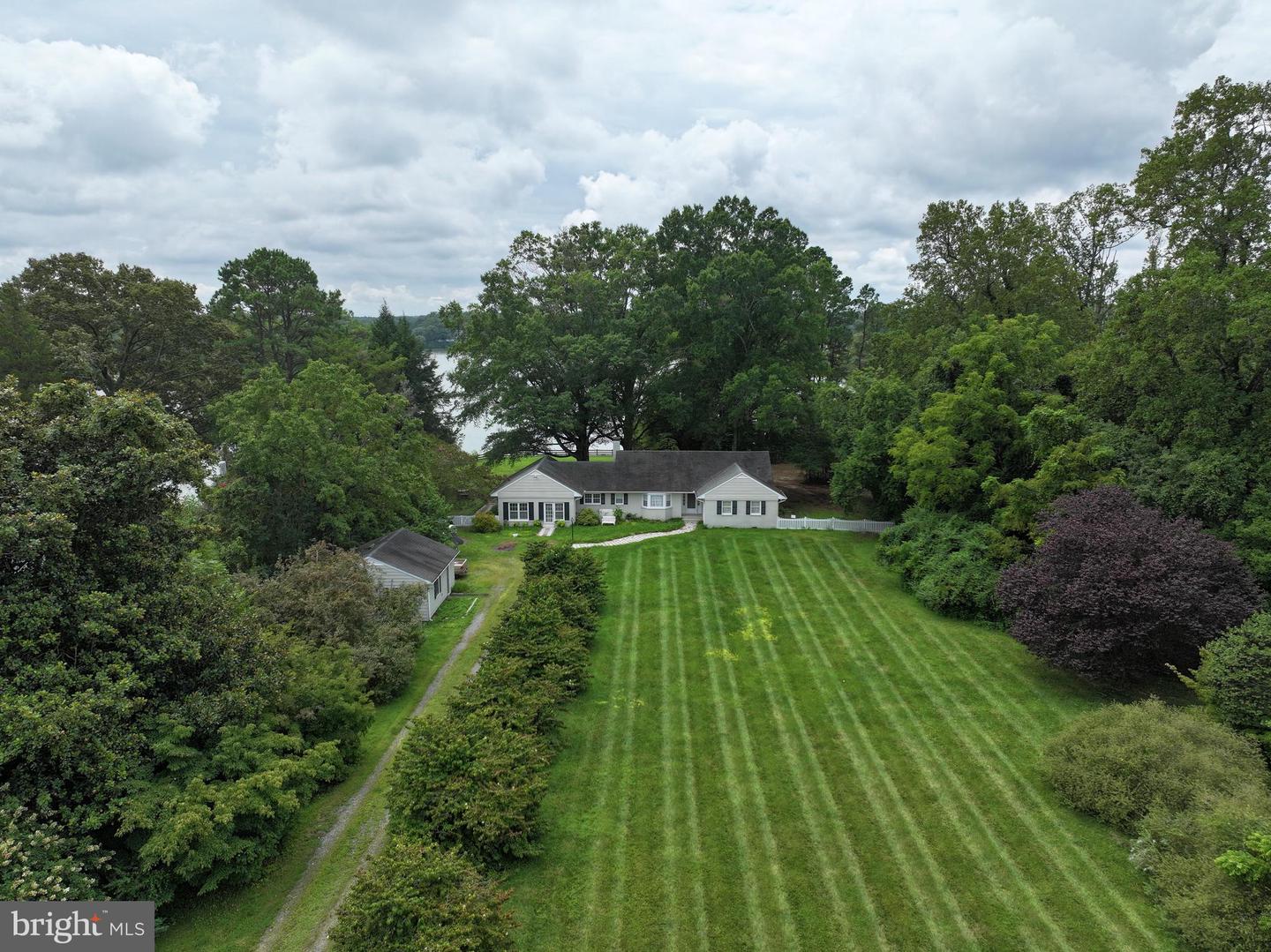 VAWE2012056 Property Photo 56