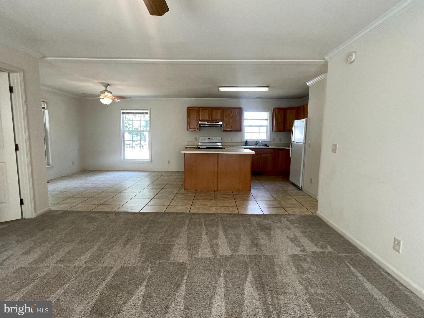 245 7th St Property Photo 8