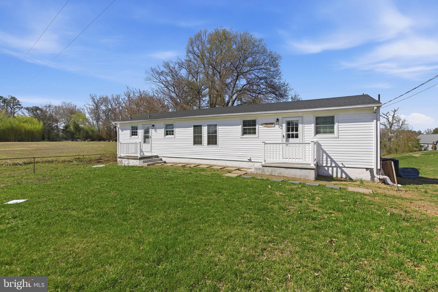 20289 Ridge Rd Property Photo 2