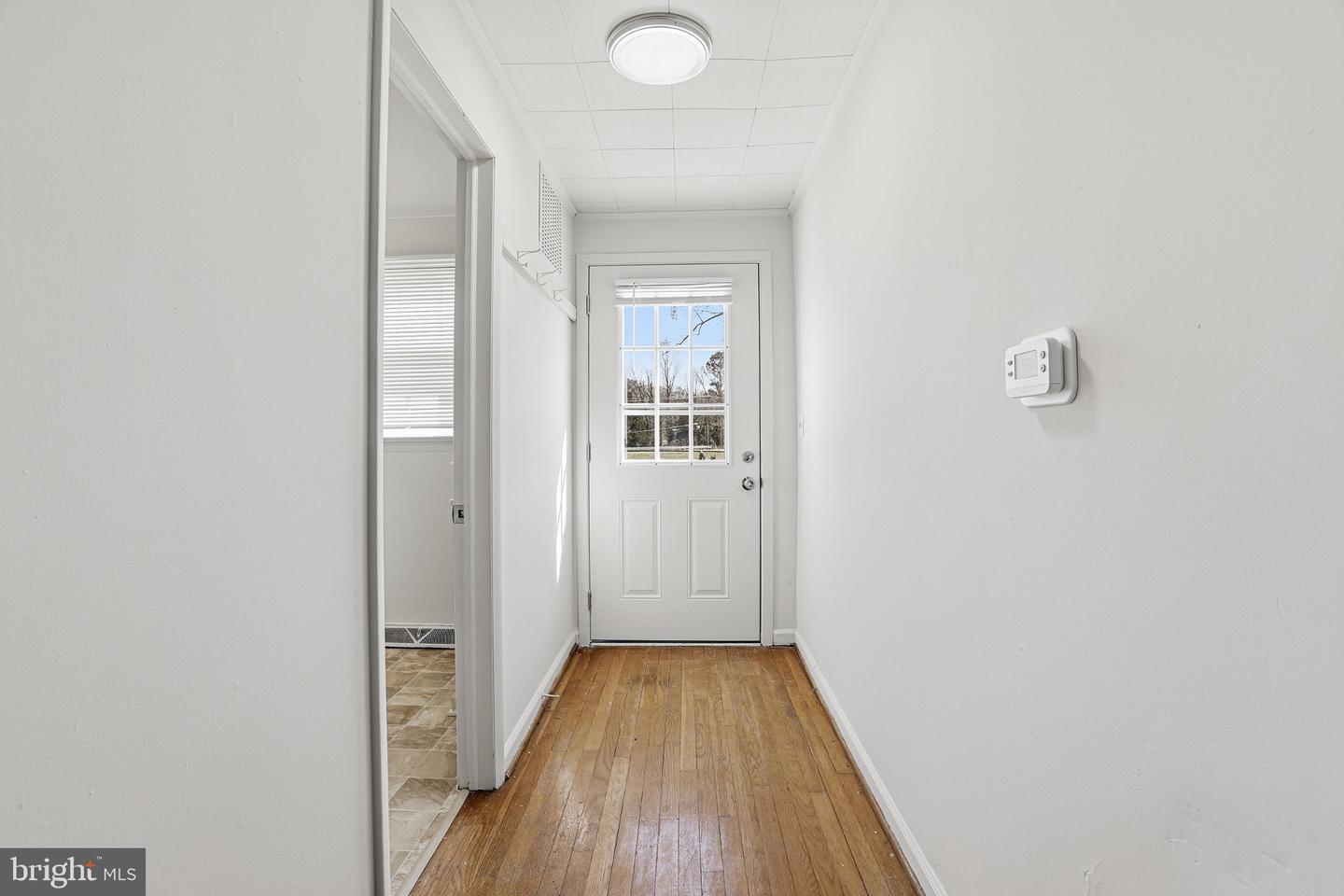 20289 Ridge Rd Property Photo 4