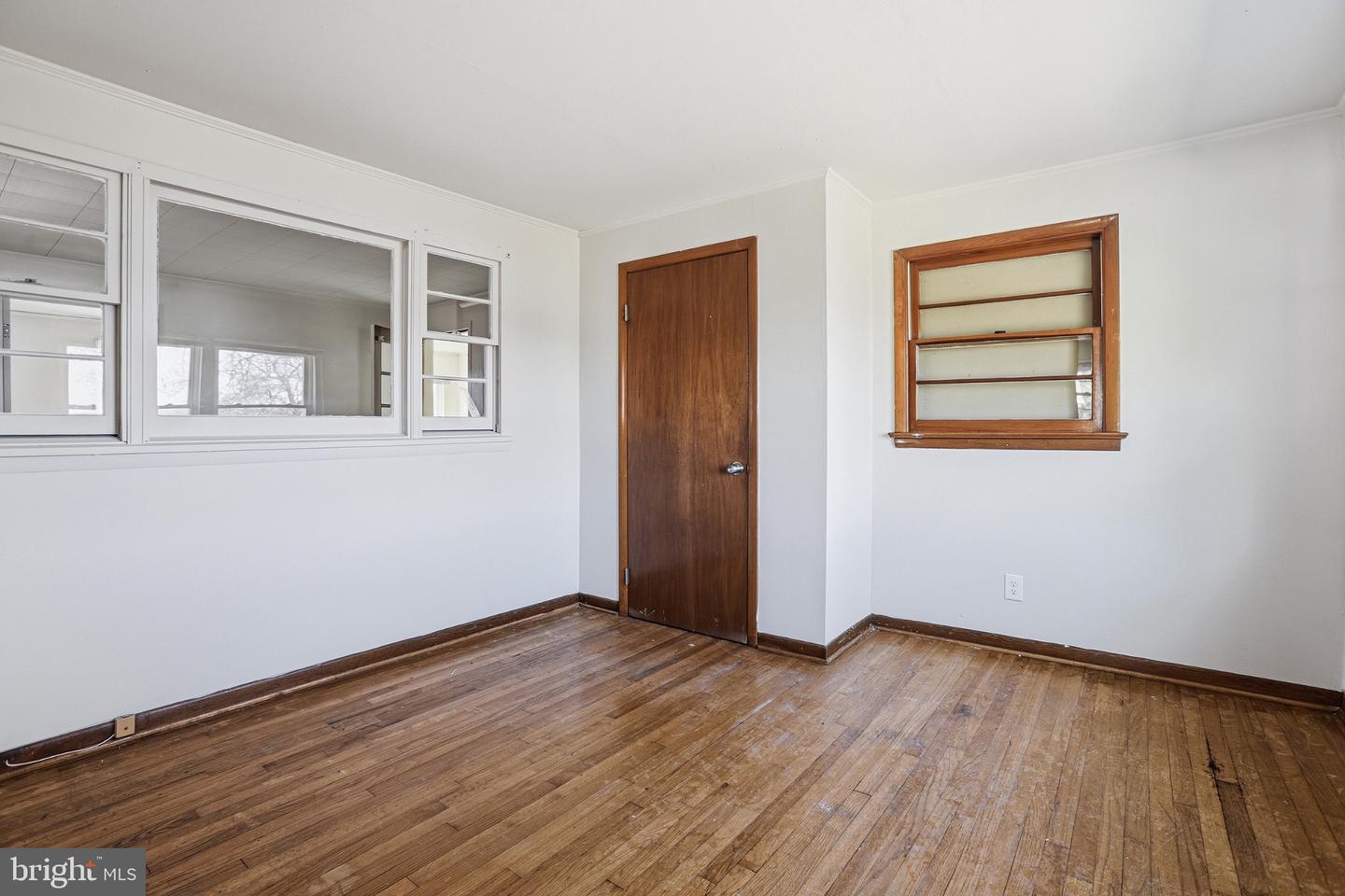 20289 Ridge Rd Property Photo 14