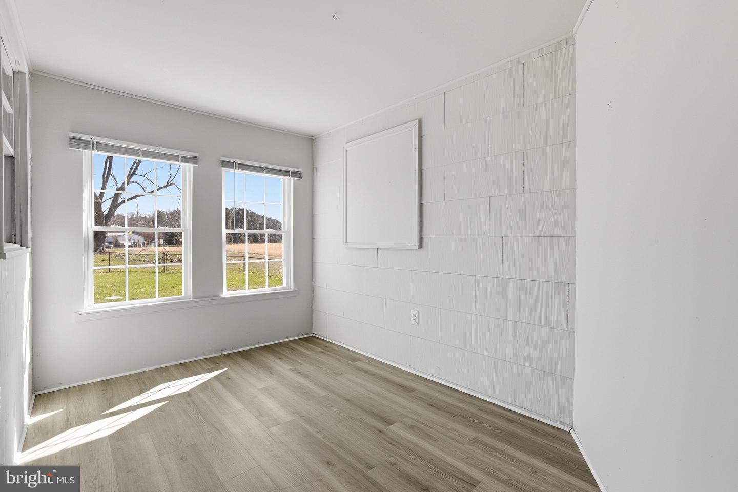 20289 Ridge Rd Property Photo 15