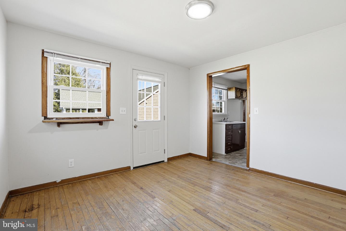 20289 Ridge Rd Property Photo 24