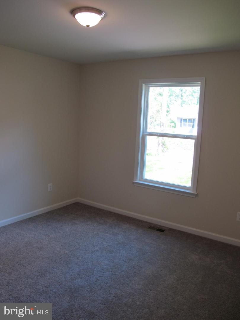 151 Loretta Dr Property Photo 16
