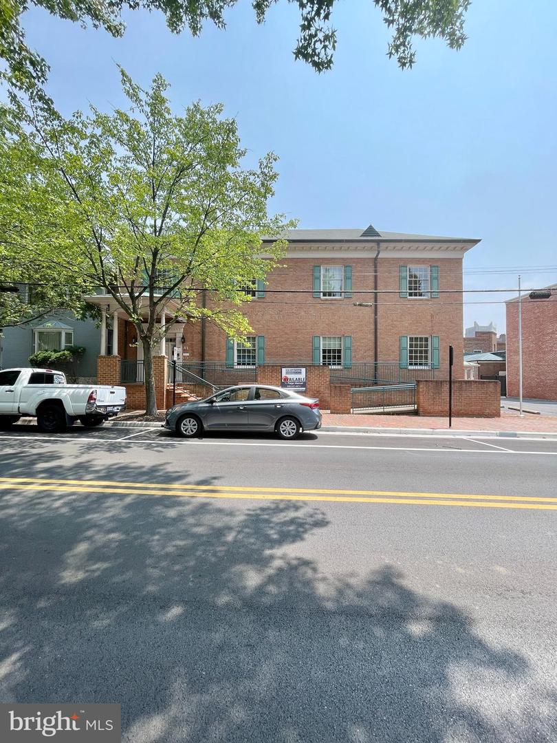 12 N Washington St Property Photo 6
