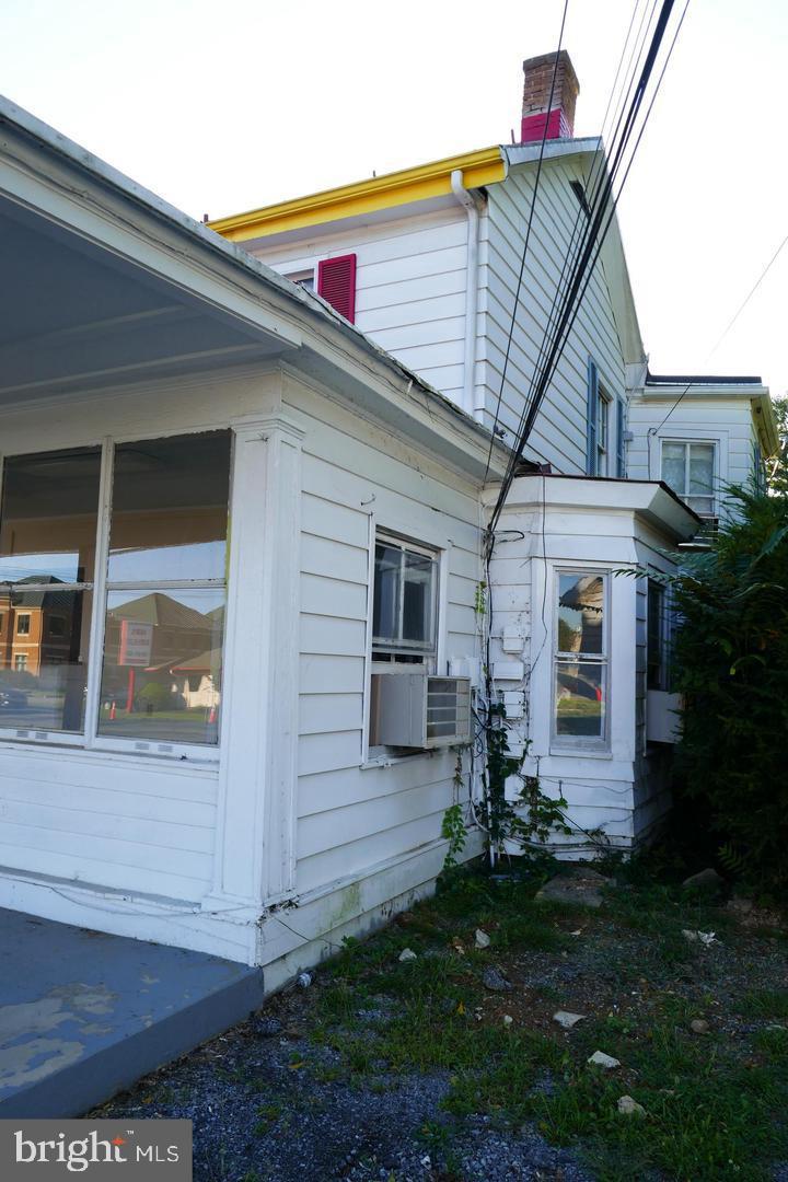 2641 Valley Ave Property Photo 3