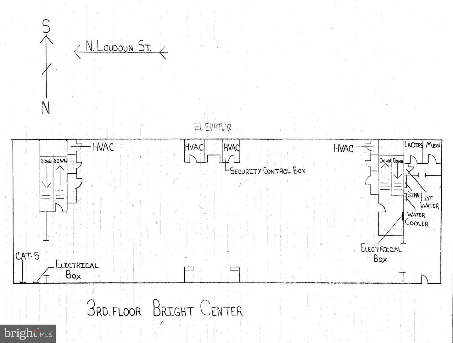 9 Loudoun St N Property Photo 26