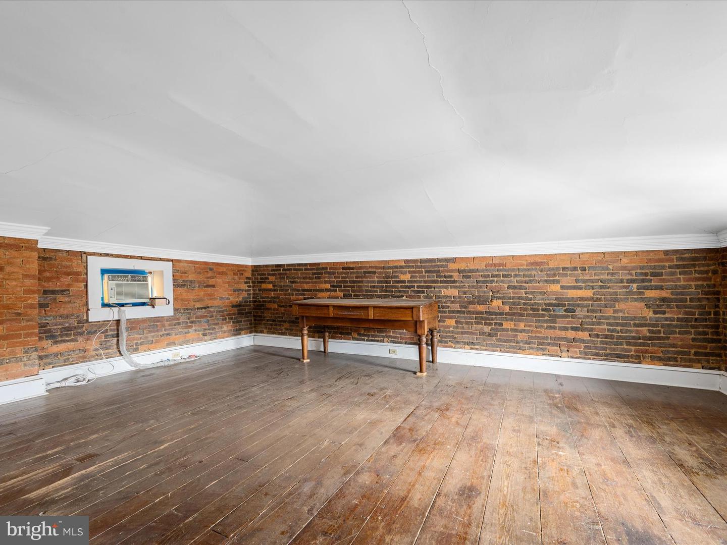 230 W Boscawen St Property Photo 19