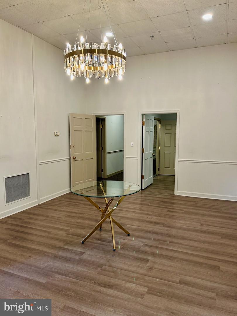 100 N Loudoun St #106 N. Loudoun Property Photo 4