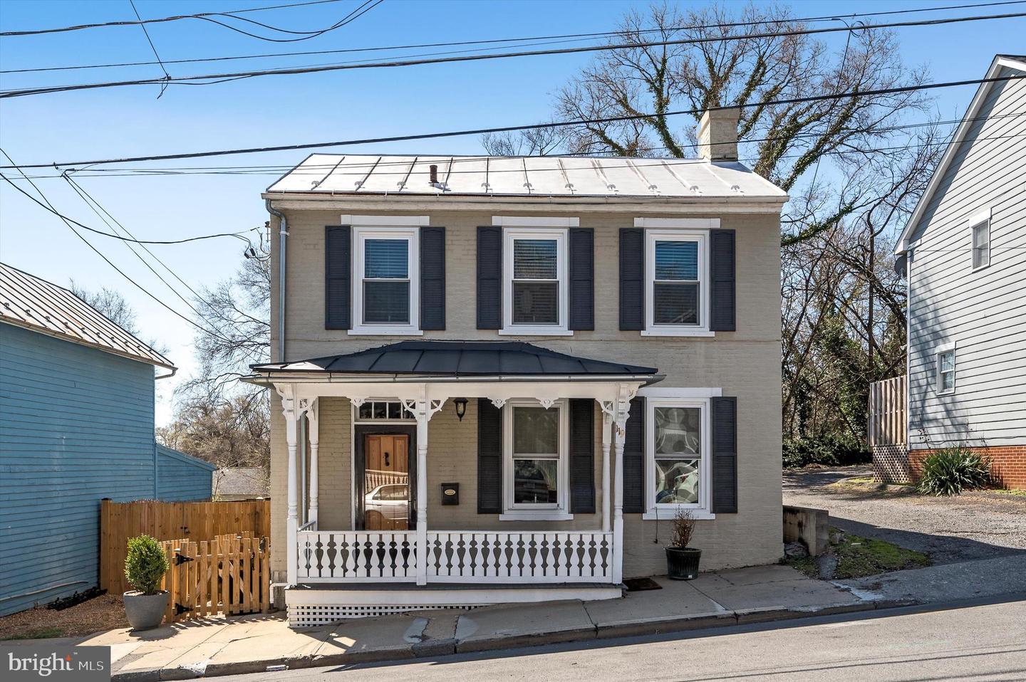 John Handley Real Estate Listings Main Image
