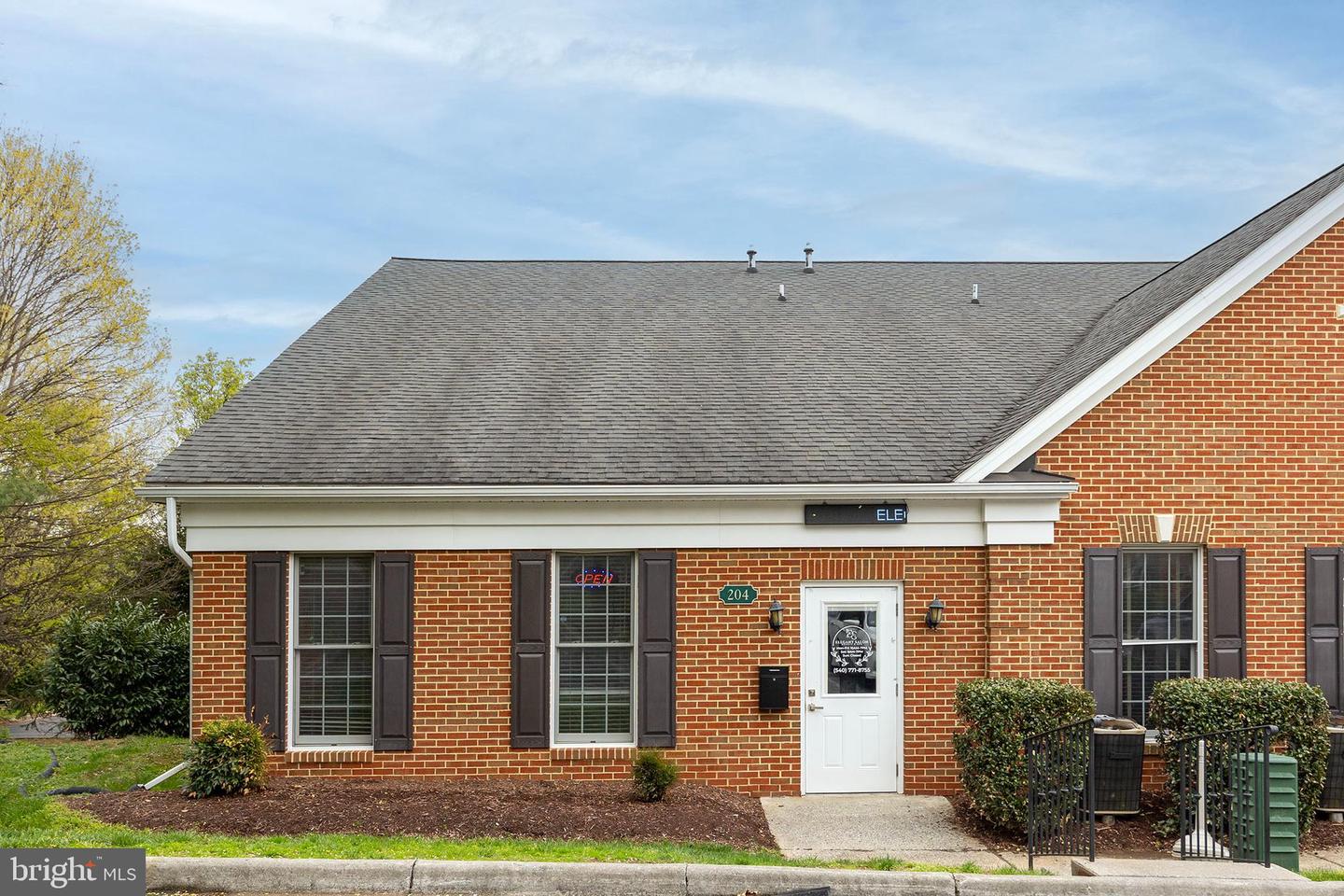 420 West Jubal Early Drive #204 Property Photo 2