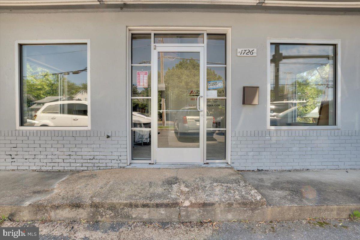 1726 Valley Ave Property Photo 11