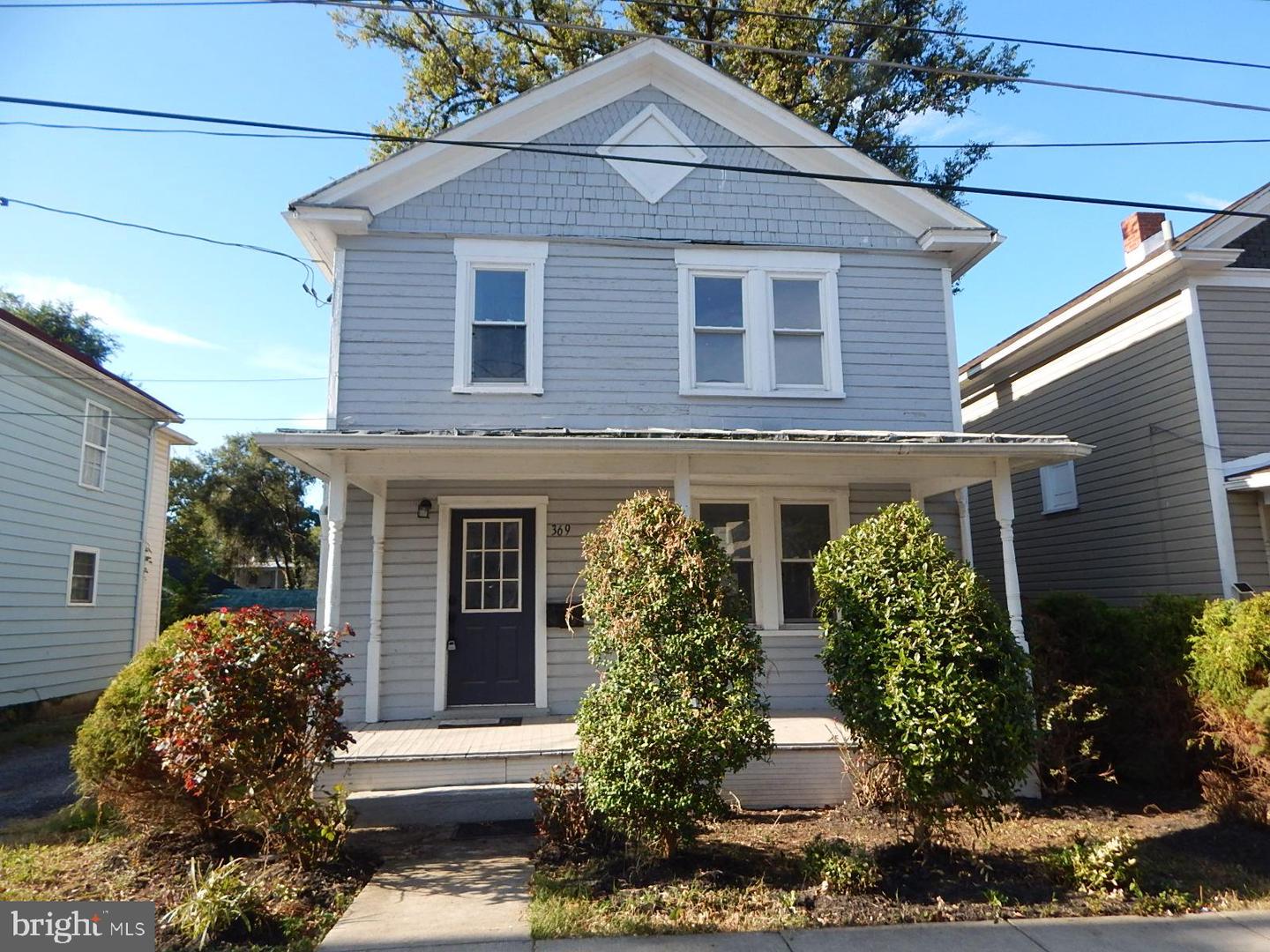 369 Charles St Property Photo 1