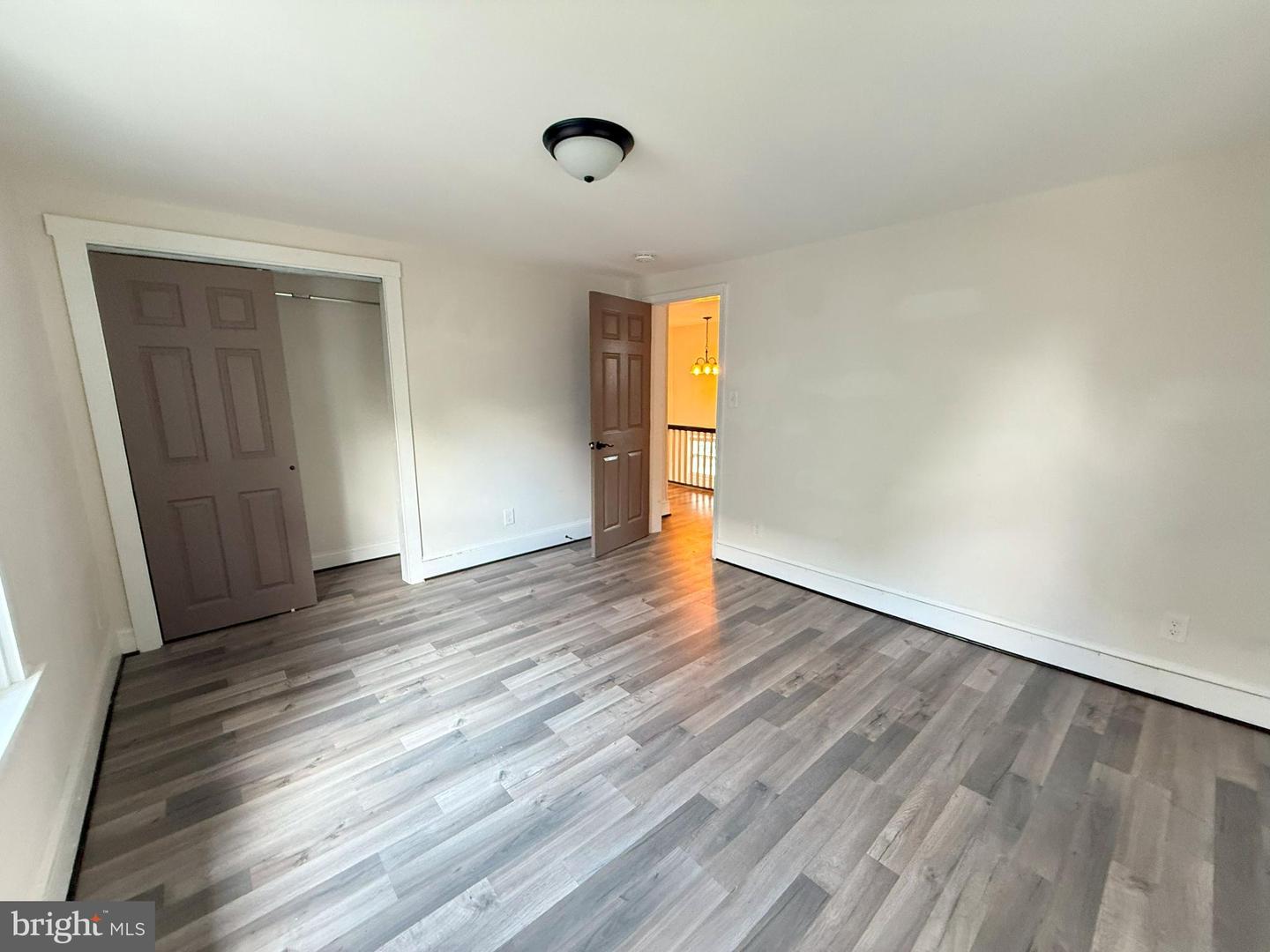 369 Charles St Property Photo 10