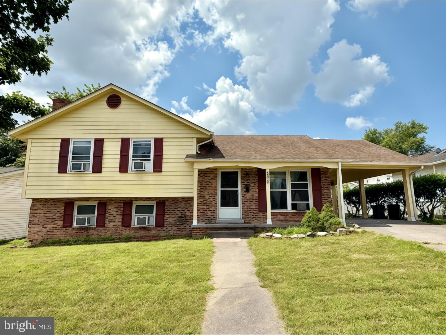 505 Green St Property Photo 1