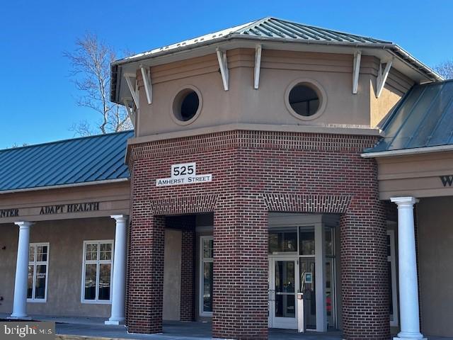 525 AMHERST ST Property Photo 1