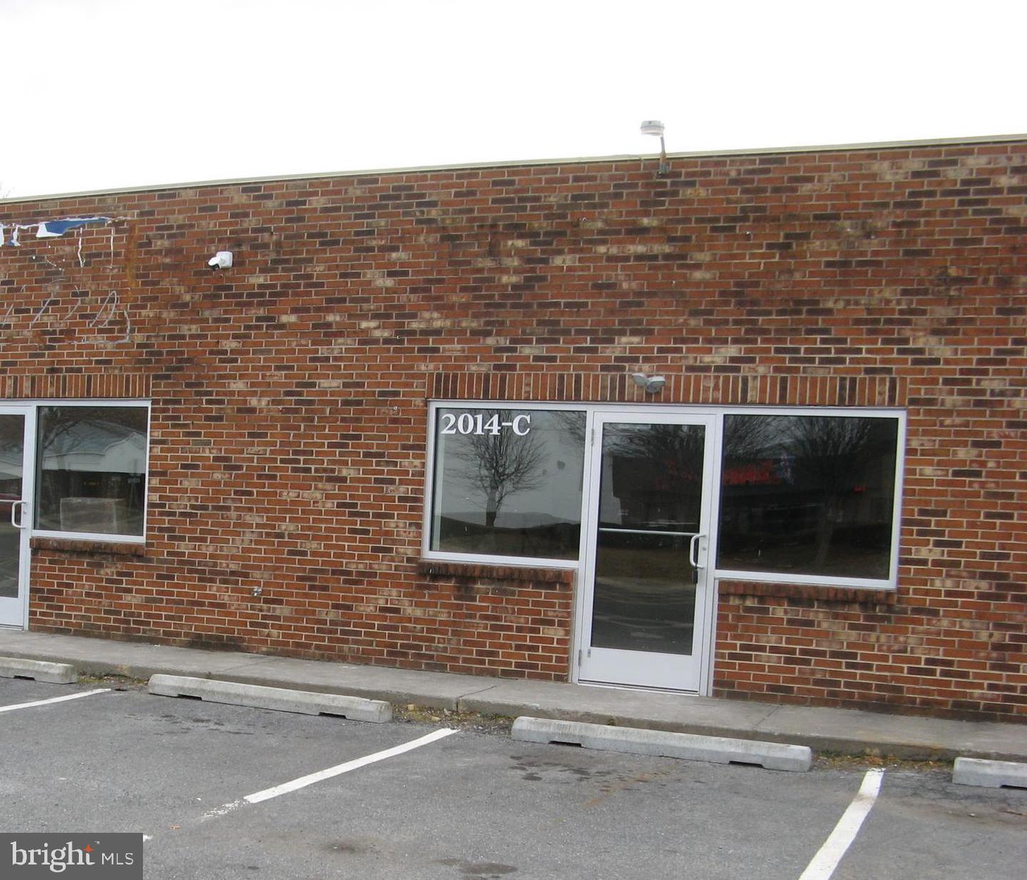 2014 LOUDOUN ST S #C Property Photo 1