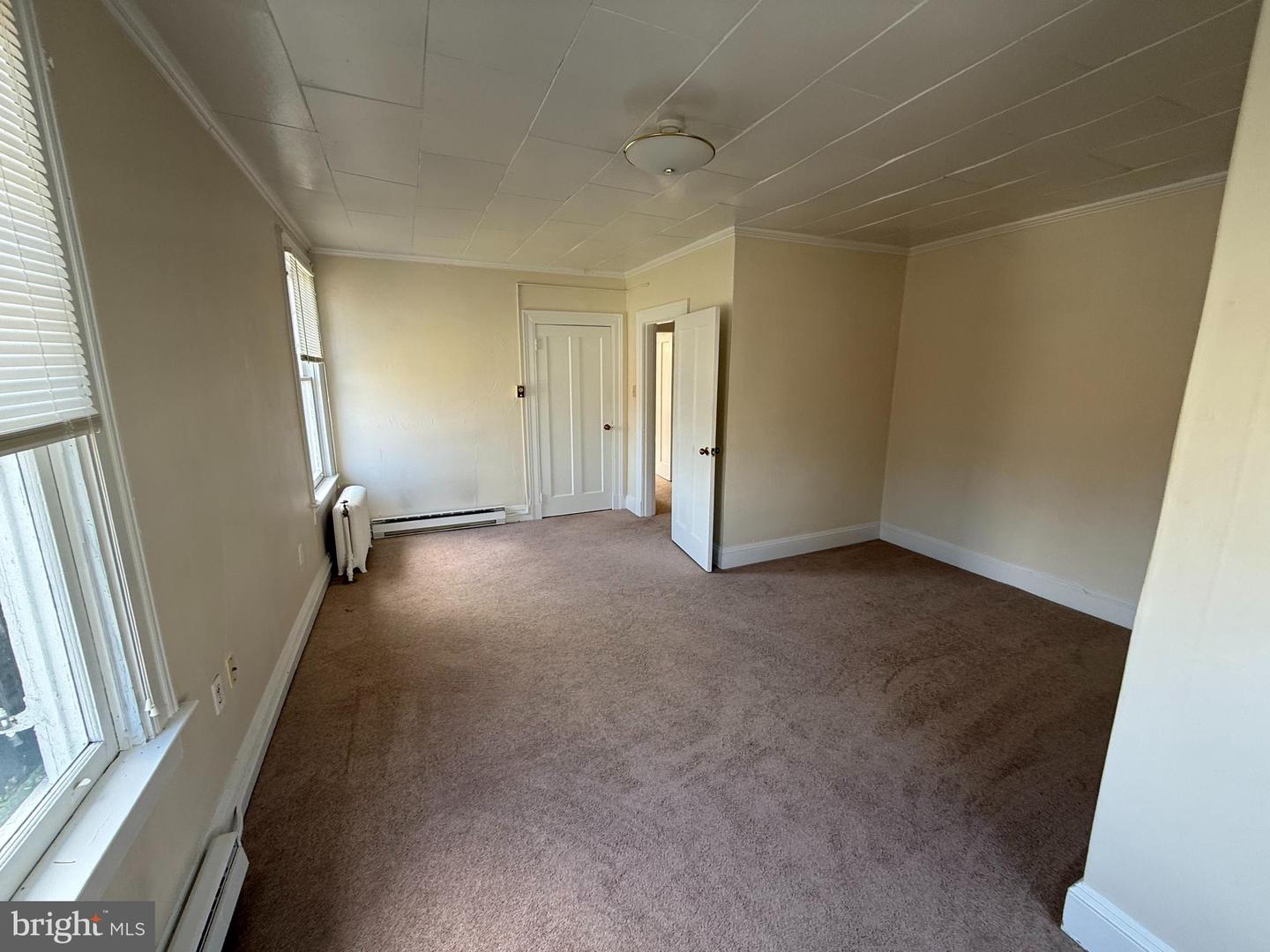 21 Stewart St S #2 Property Photo 6