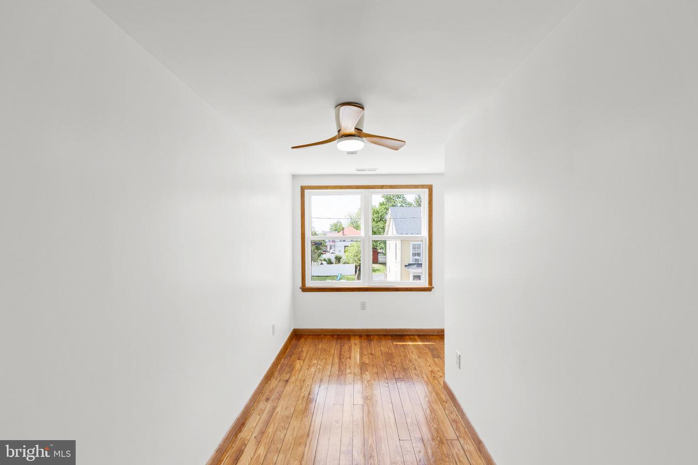 112 W Germain St Property Photo 9