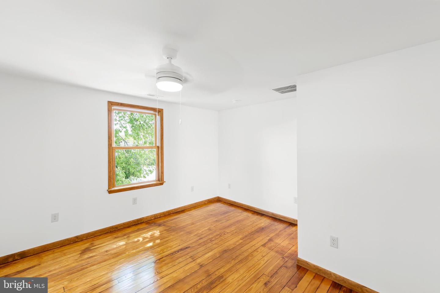 112 W Germain St Property Photo 20