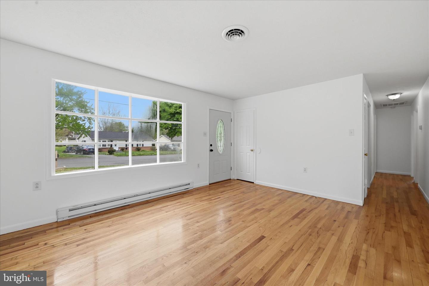 608 Dunlap St Property Photo 3