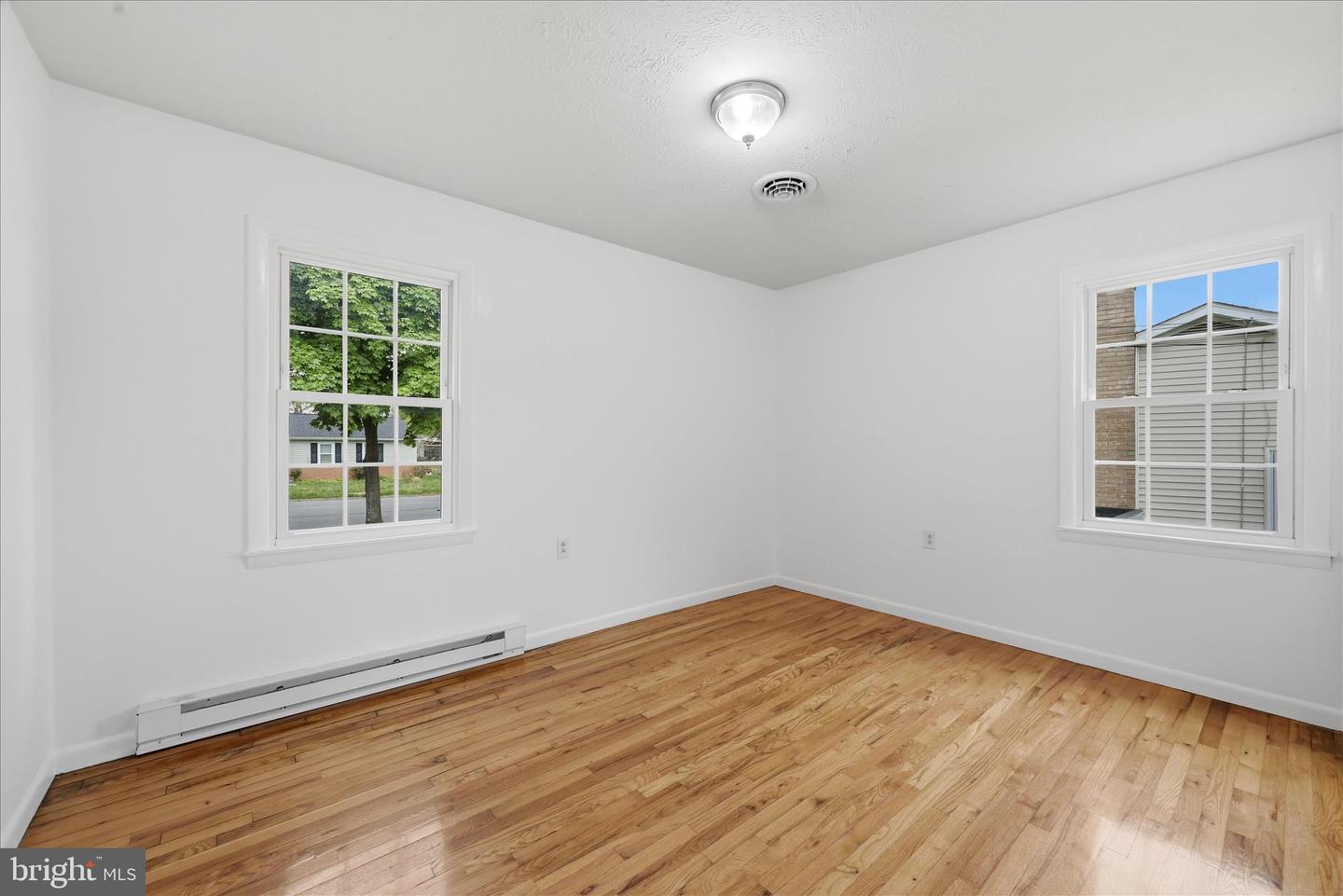 608 Dunlap St Property Photo 21