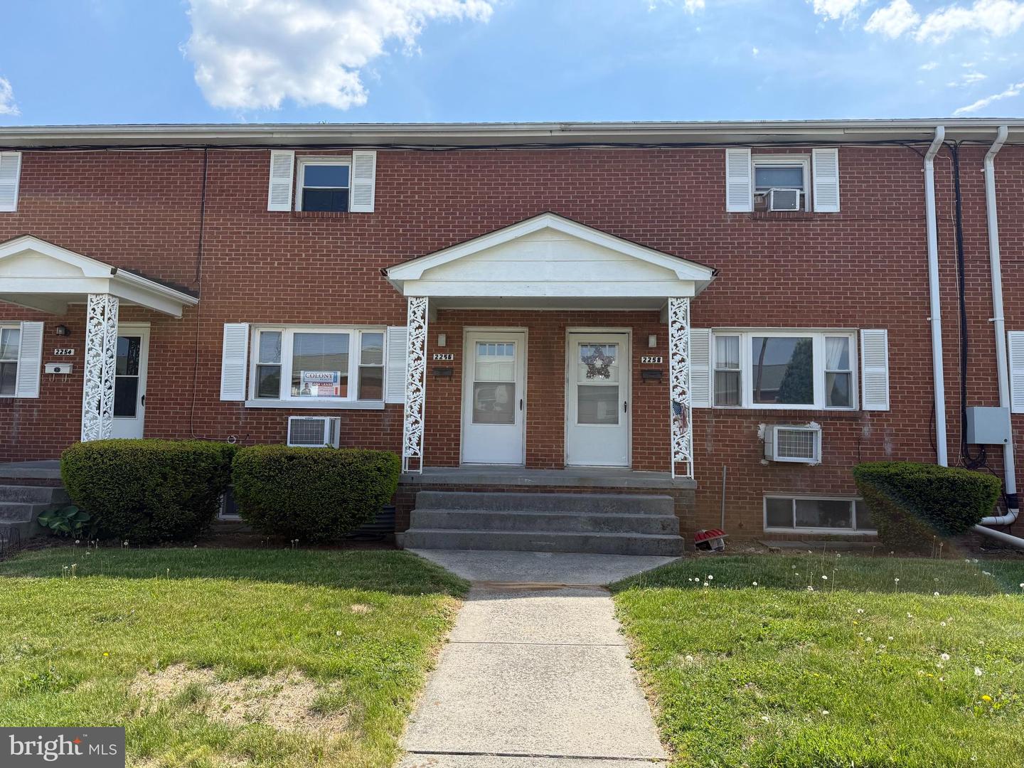 2256 ROOSEVELT BLVD Property Photo 1