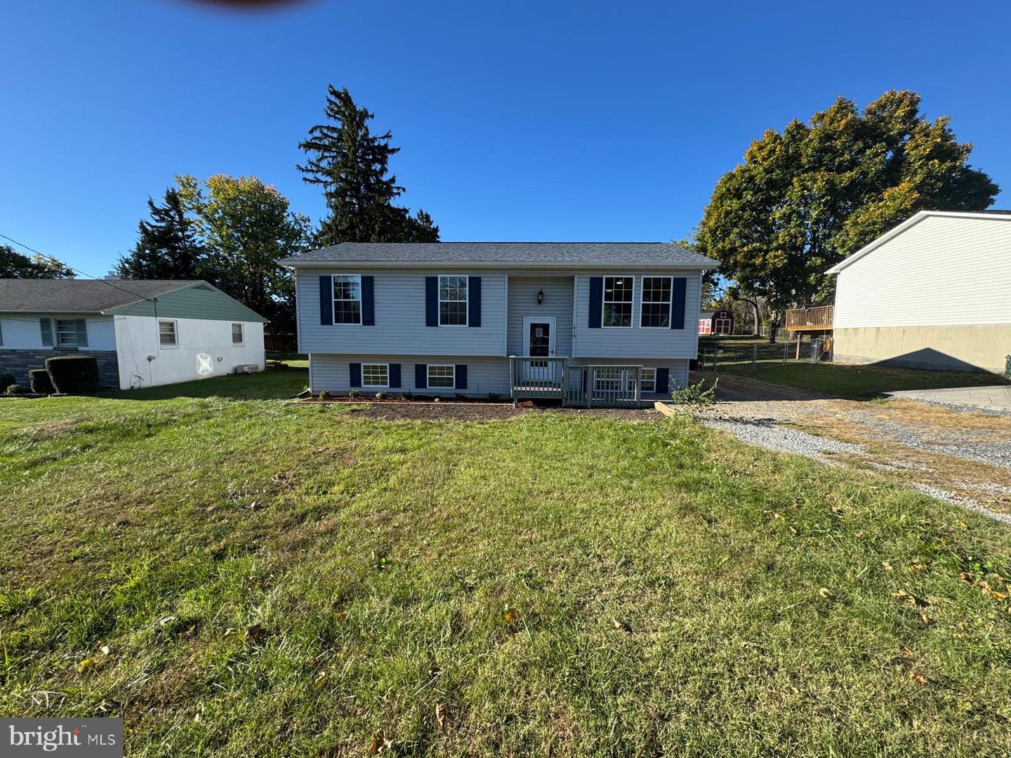 419 Summit Ave Property Photo 1