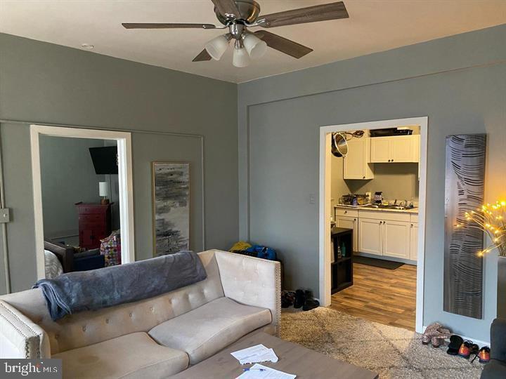 44 S Loudoun St #12 Property Photo 5