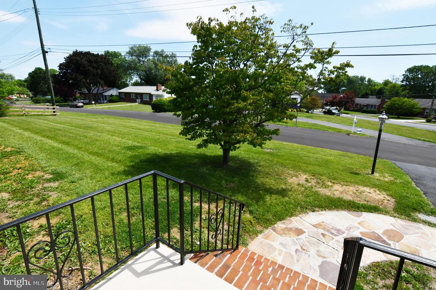 437 Beechcroft Rd Property Photo 9
