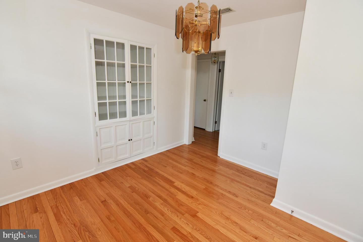 437 Beechcroft Rd Property Photo 22