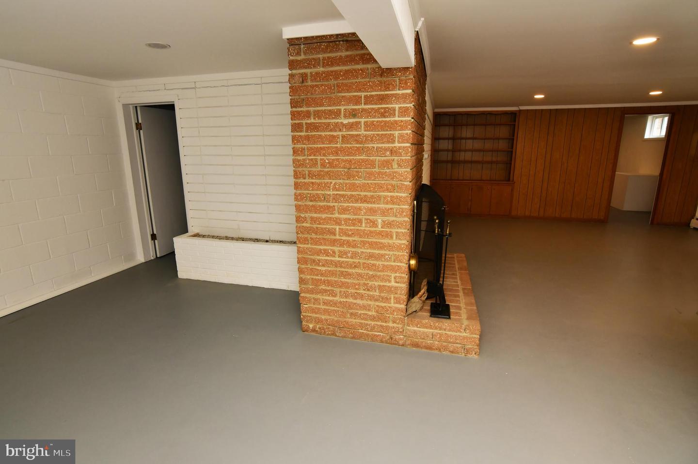 437 Beechcroft Rd Property Photo 43