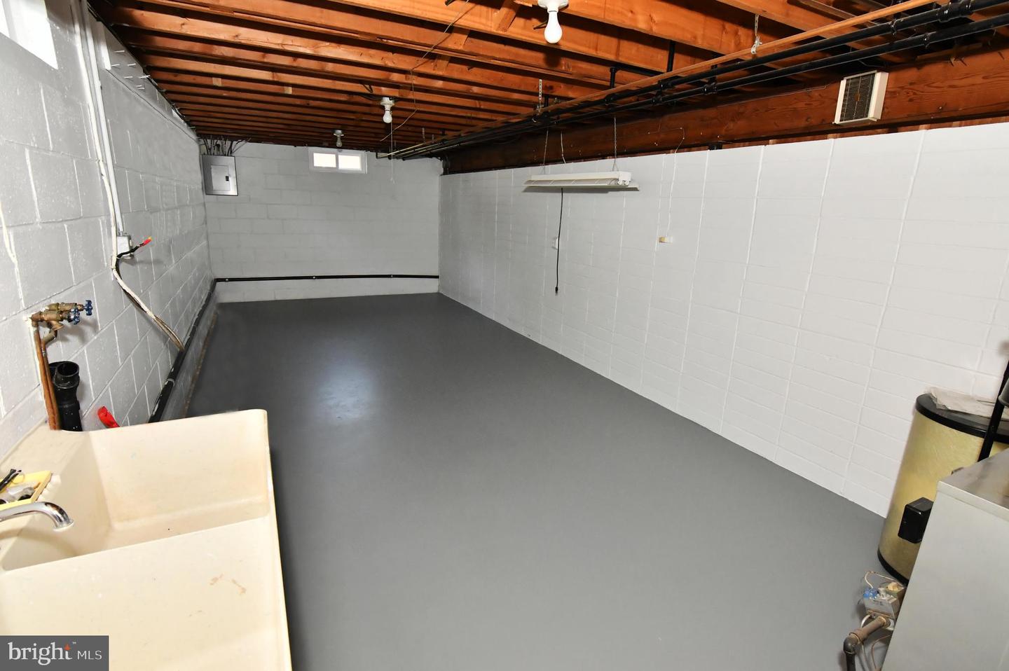 437 Beechcroft Rd Property Photo 44