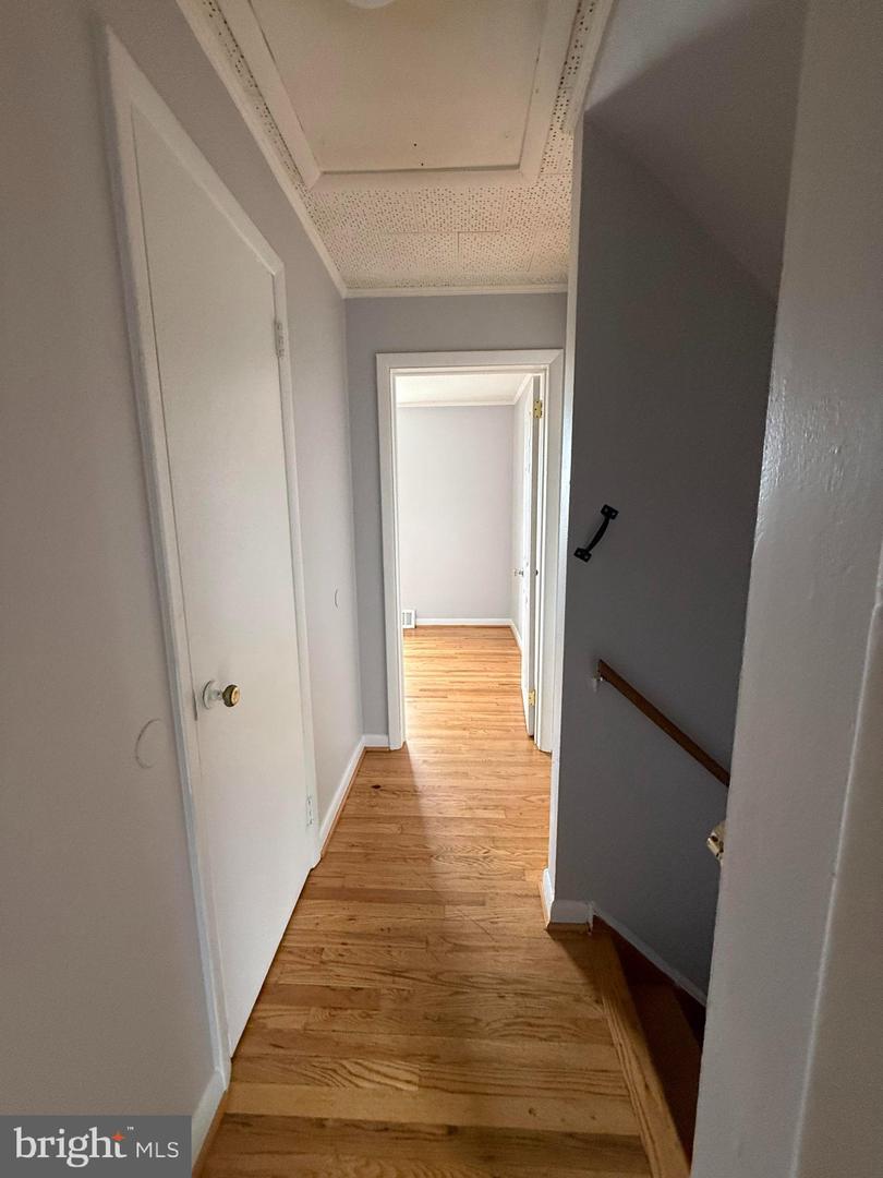 203 E Whitlock Ave Property Photo 2