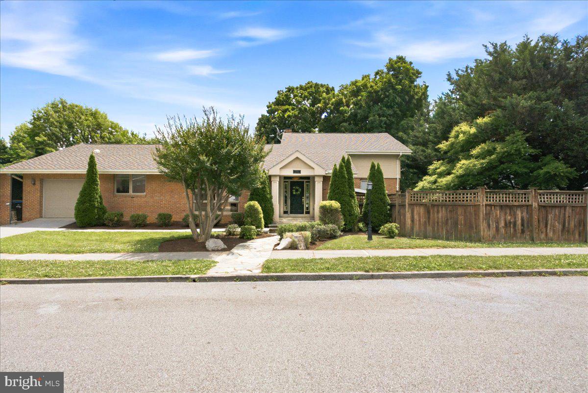 1202 Handley Ave Property Photo 1