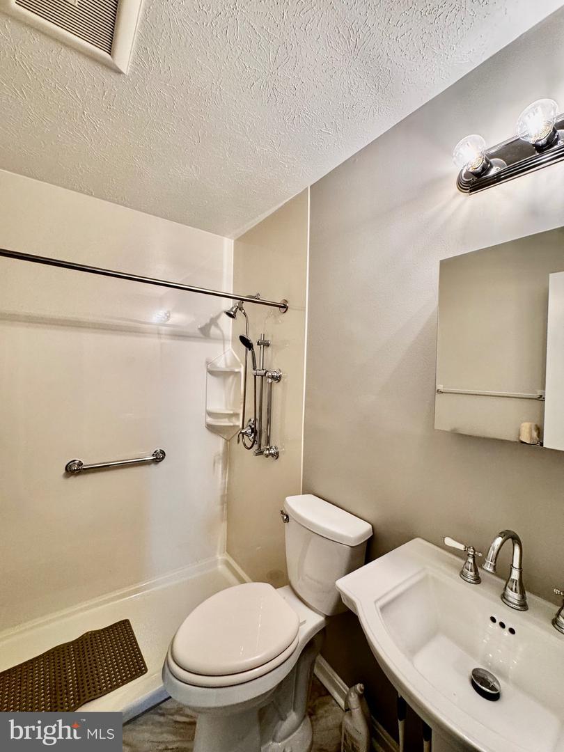 1112 Opequon Ave Property Photo 6