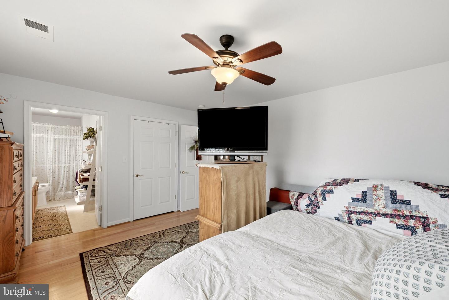 1826 Kershaw Ln Property Photo 22