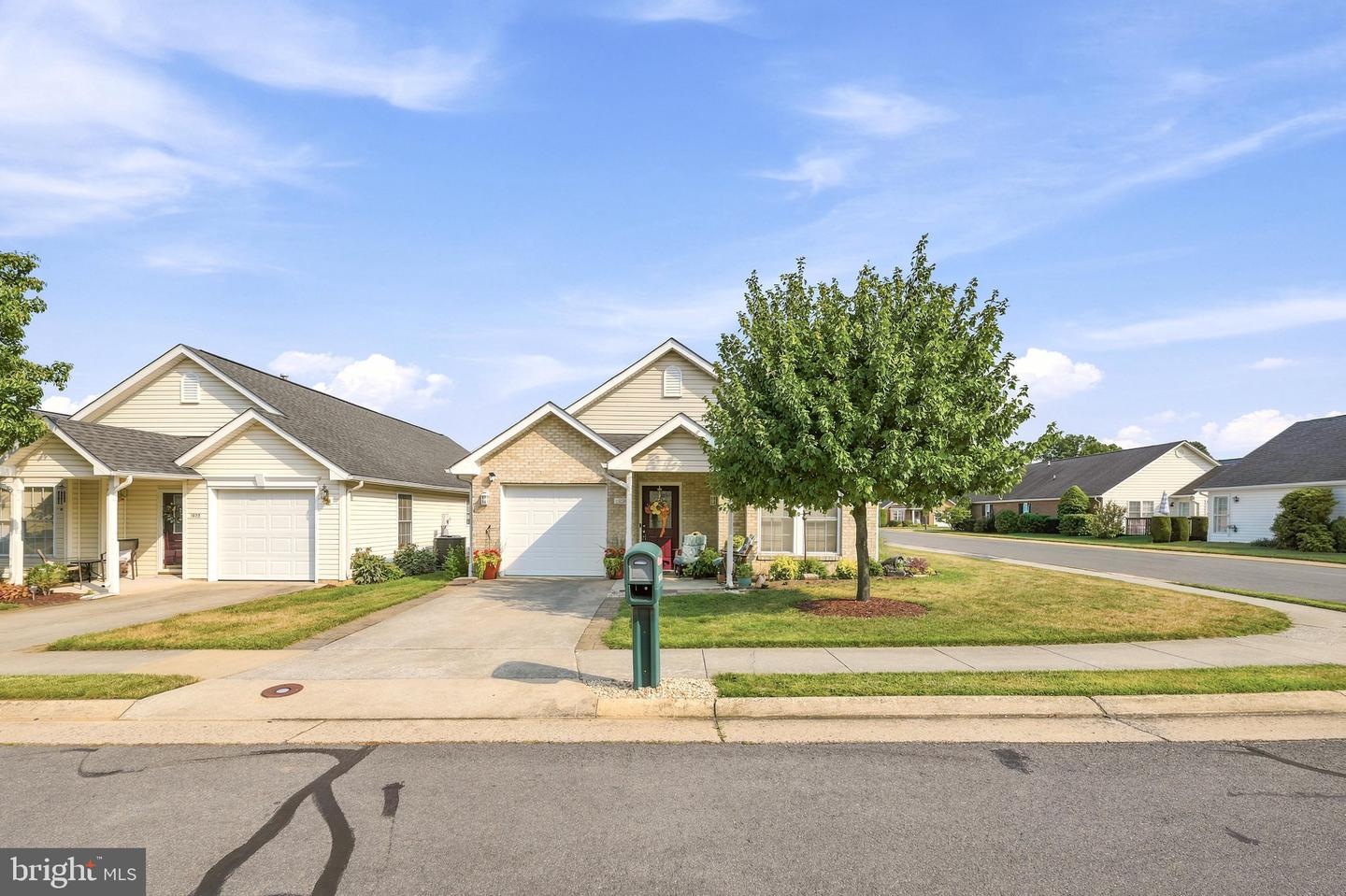 1826 Kershaw Ln Property Photo 35