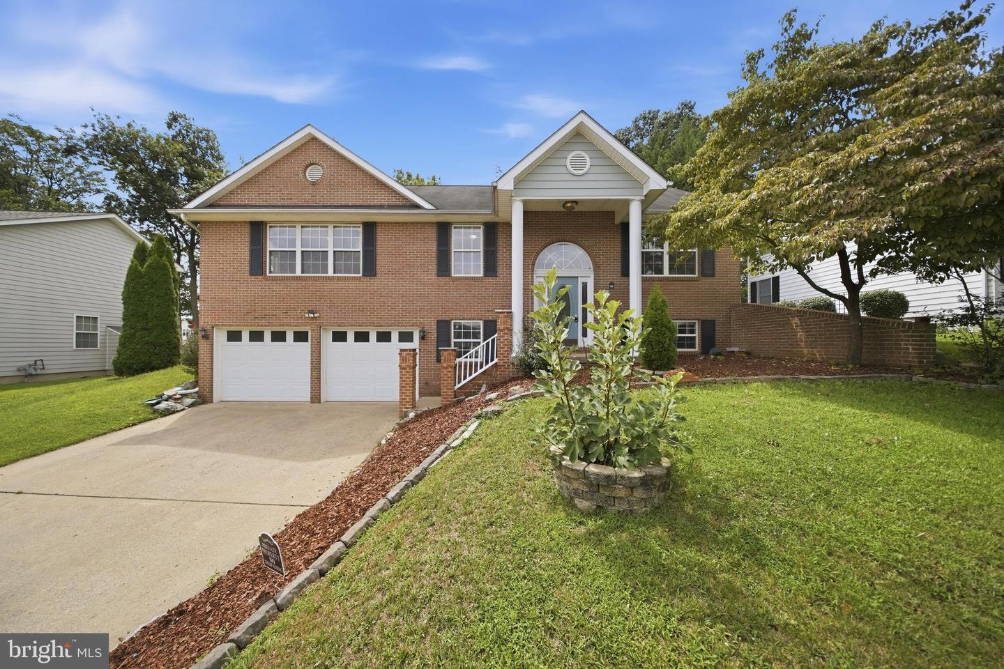 609 QUARTZITE CIR