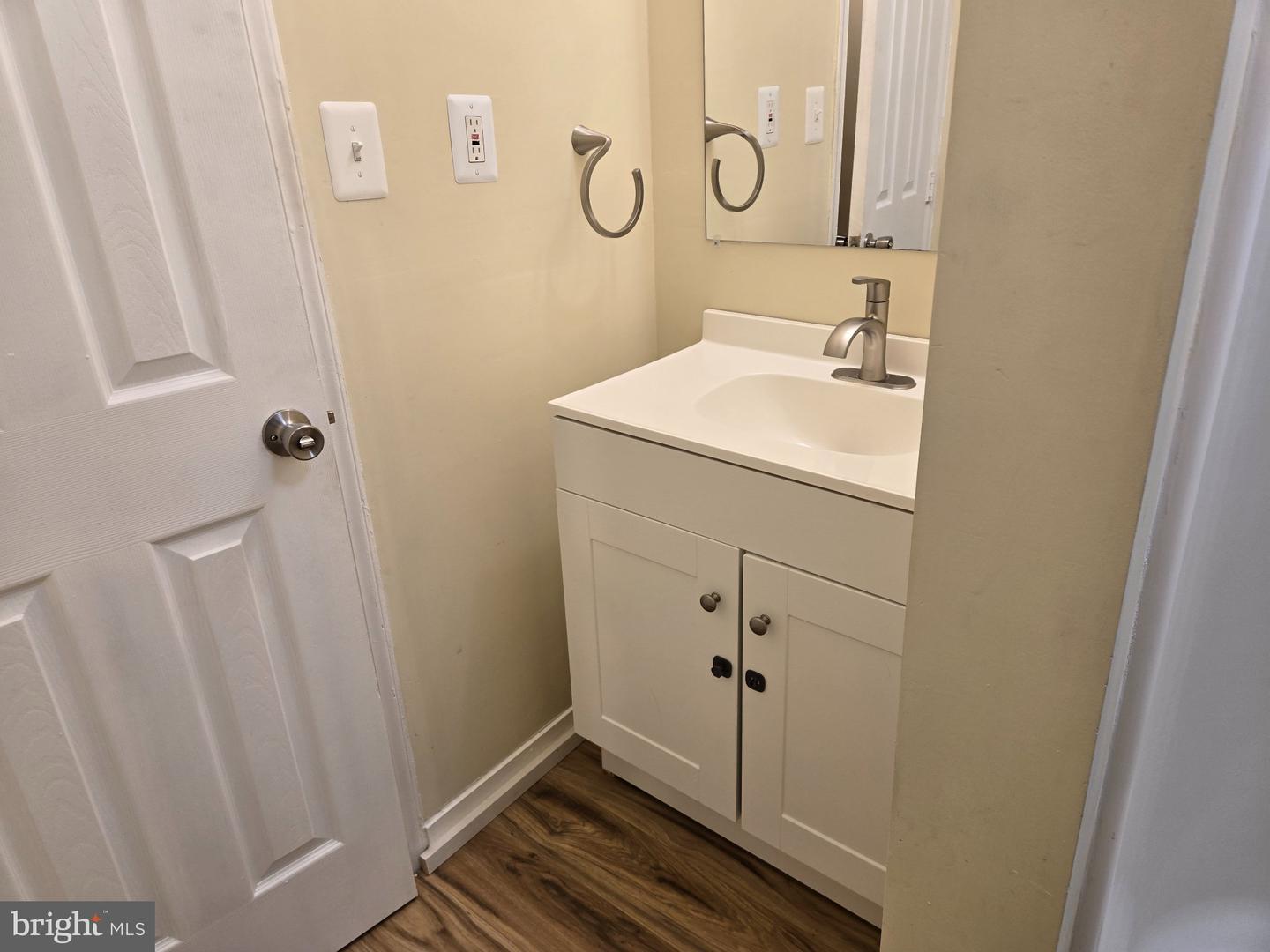 26 E Pall Mall St Property Photo 16