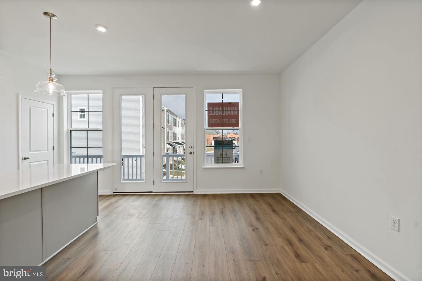 646 Hemsworth Ln Property Photo 19