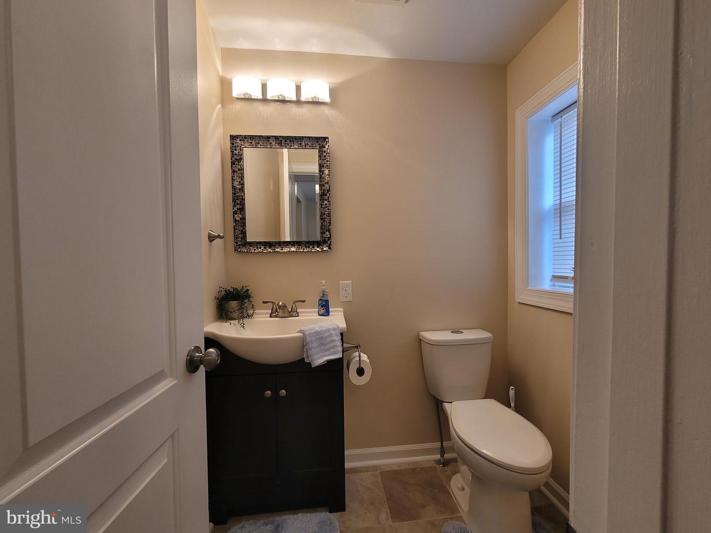 235 Millwood Ave Property Photo 14