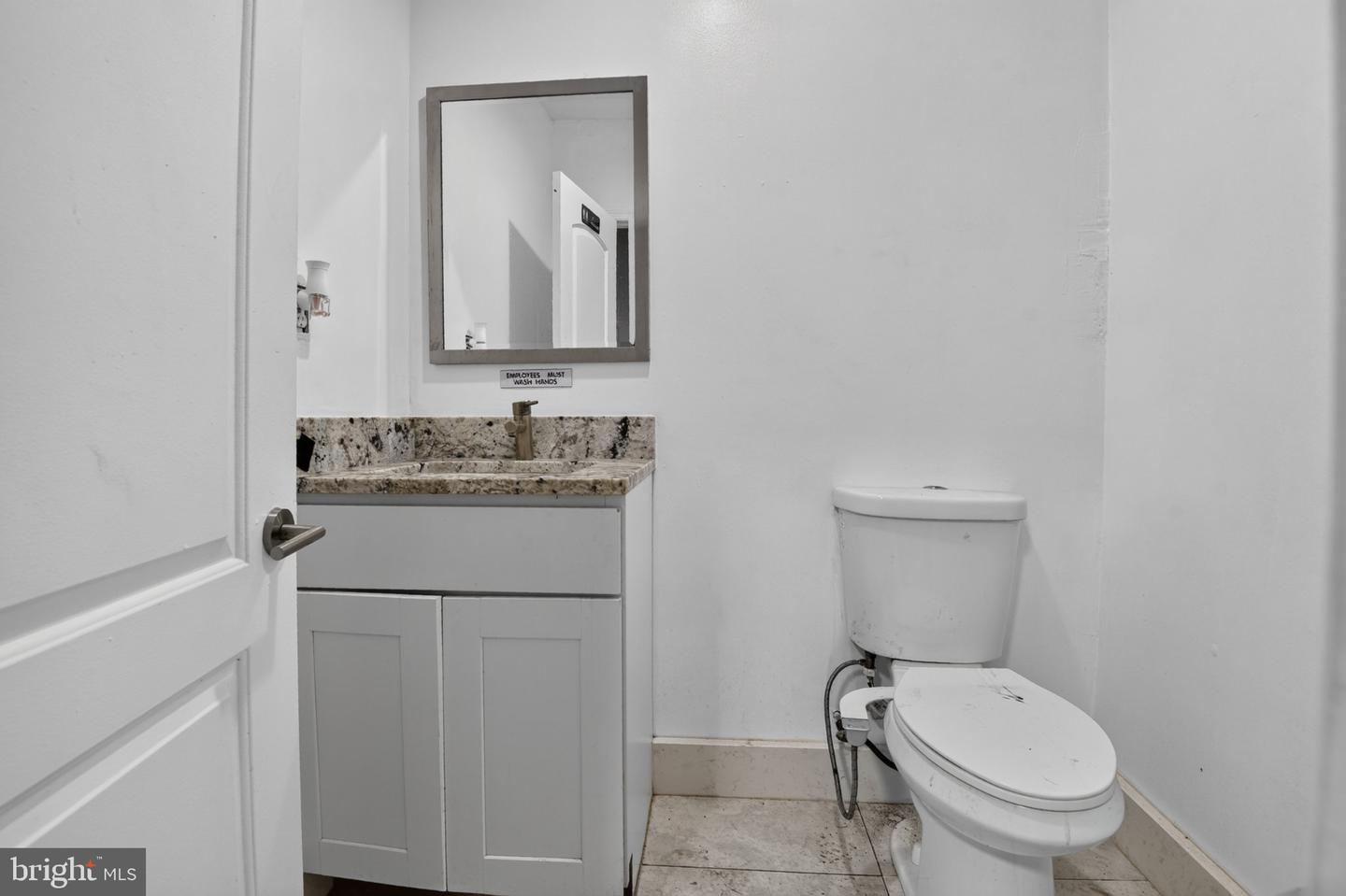 567 N Cameron St Property Photo 13